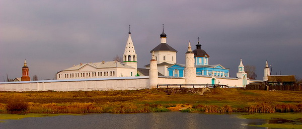Бобренев мужской монастырь в Коломне