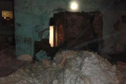 В Красноармейске рухнула стена жилого здания