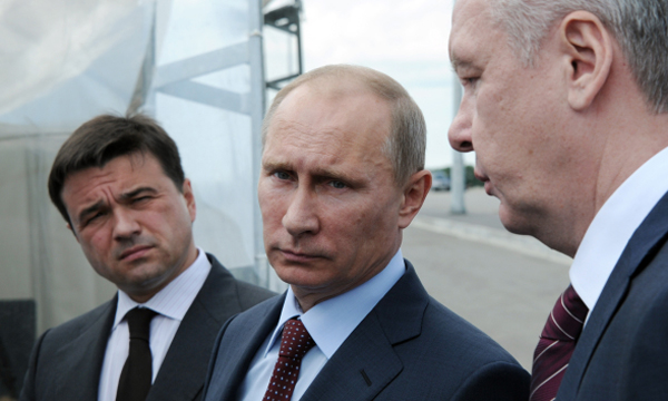 Путин посетил строящуюся трассу в Подмосковье