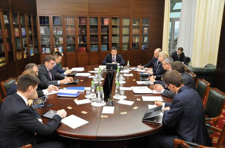 Андрей Воробьёв провёл совещание с руководящим составом правительства