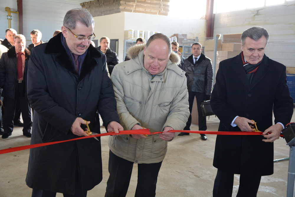 В Сергиево-Посадском районе открылся завод по производству потолочных плит