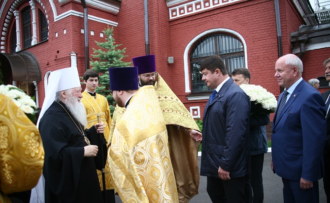 Храм Святой Троицы в Сходне